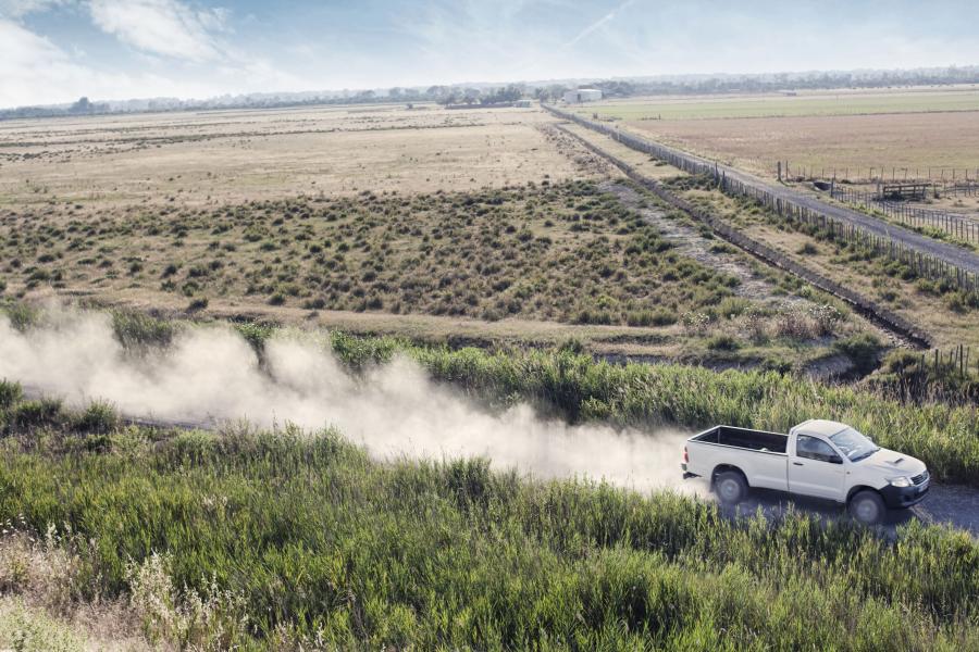  Toyota Hilux 2012 года  (фото 24 из 38)